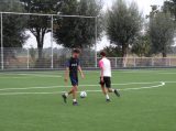 Eerste training S.K.N.W.K. JO17-1 van het seizoen 2022-2023 (18/37)